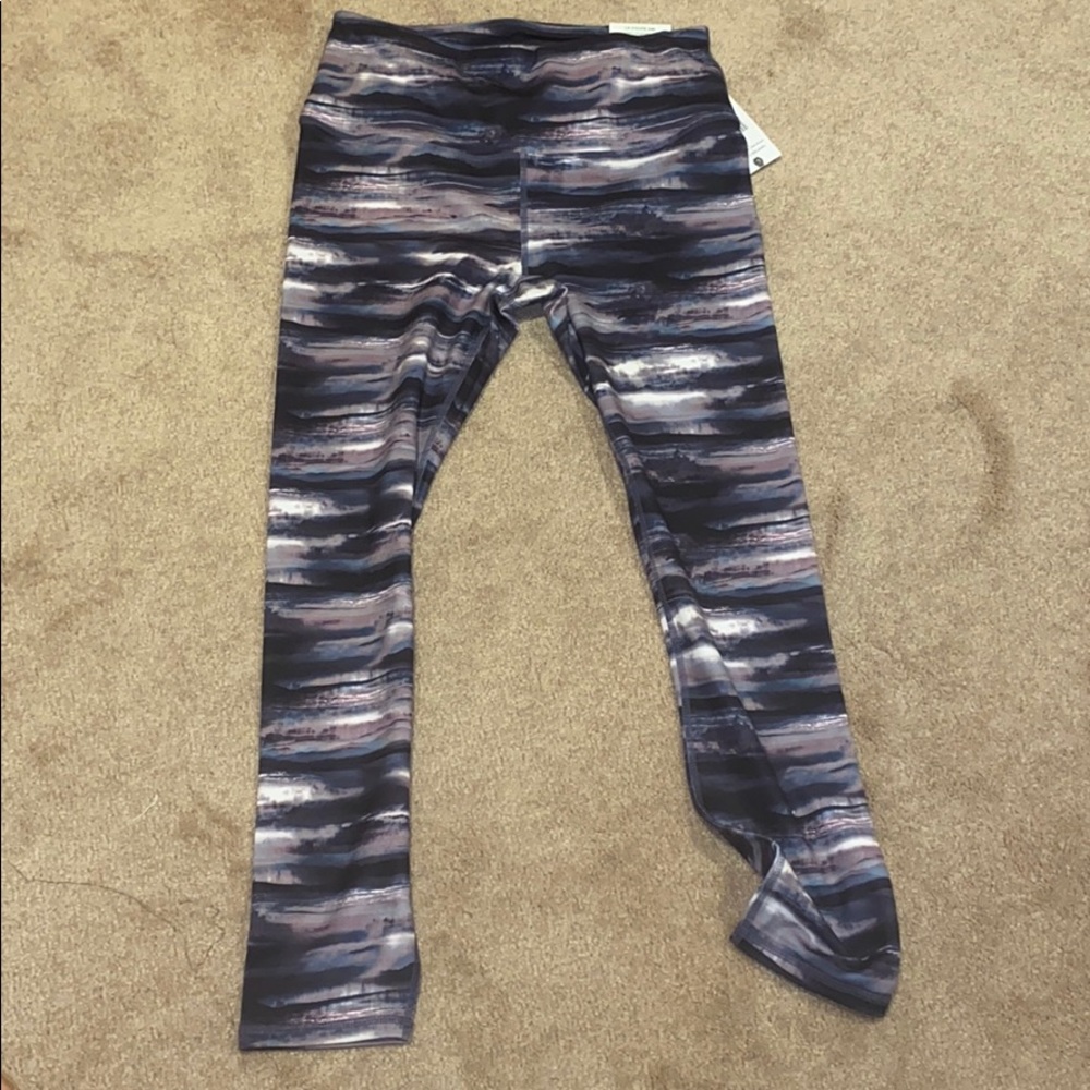Gaiam athletic leggings with inside pocket